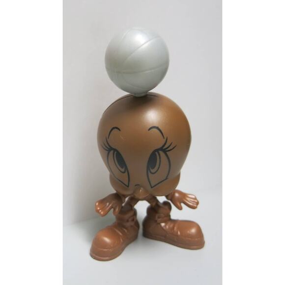 SONIC DRIVE IN Tweety Bird Space Jam Basketball Toy No Packaging 2022 Wacky Pack - Picture 1 of 5